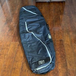 Flow snowboard bag